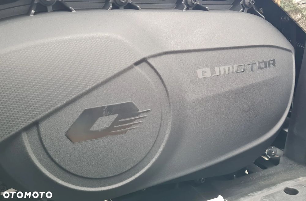 QJMOTOR SFA 1000 - 25