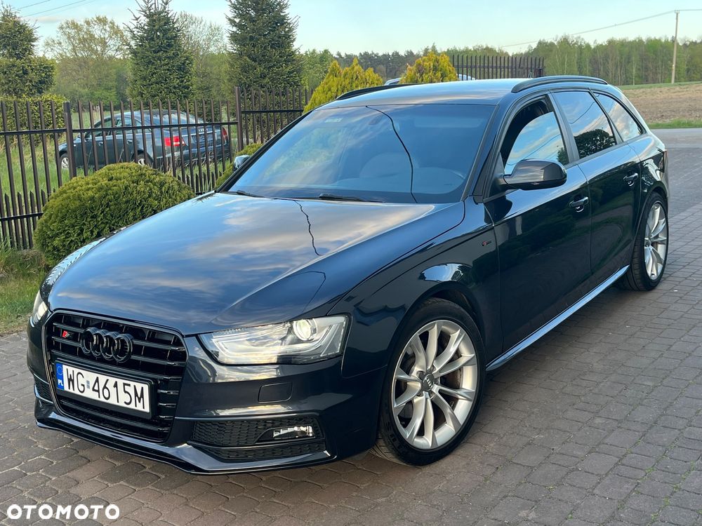 Audi A4 Avant 2.0 TDI DPF quattro S tronic S line Sportpaket - 2