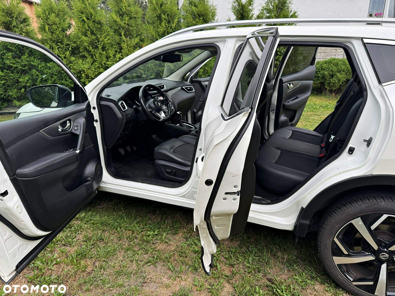Nissan Qashqai 1.6 DCi Tekna+ - 6