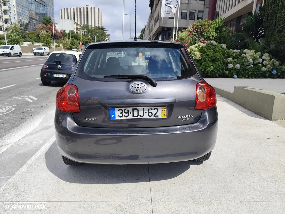 Toyota Auris 1.4 D-4D Sol - 9