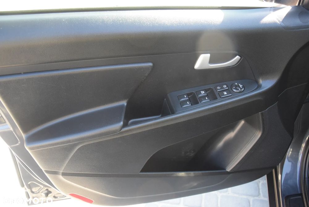 Kia Sportage 1.6 GDI Business Line L 2WD - 10