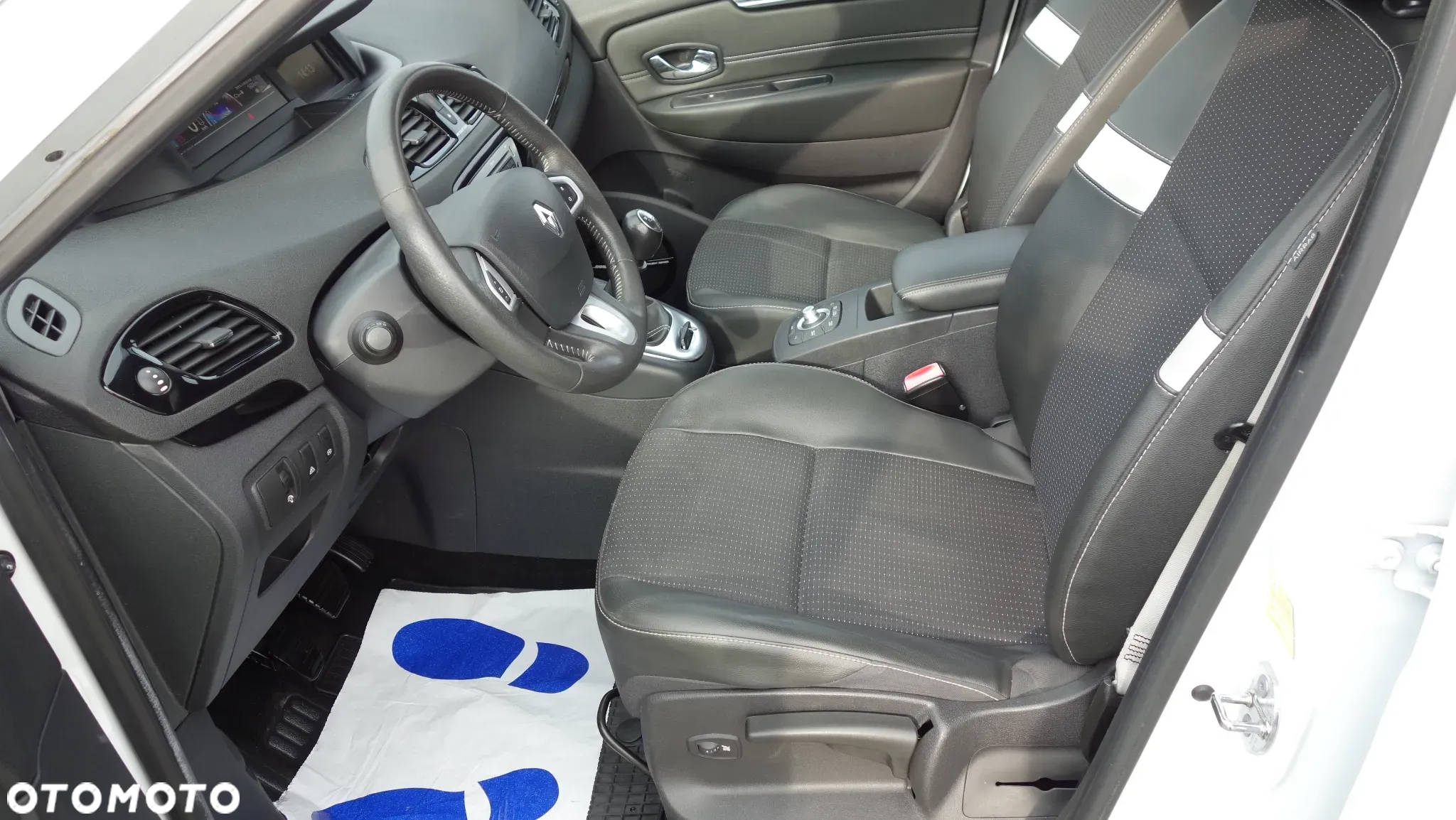 Renault Grand Scenic Gr 1.6 dCi Energy Bose Edition S&S - 14