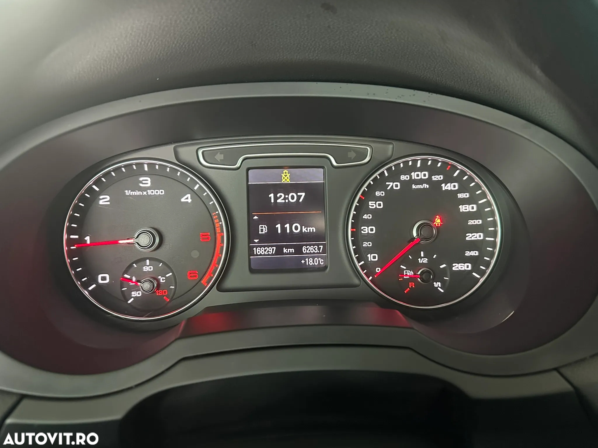Audi Q3 2.0 TDI Quattro - 32