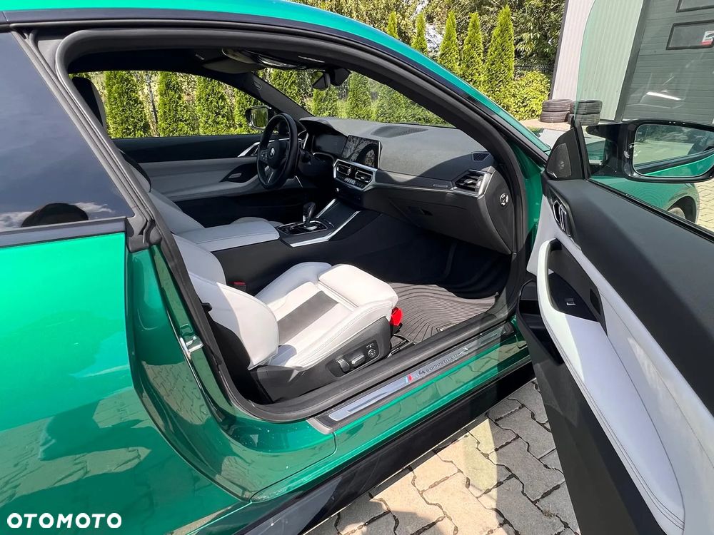 BMW M4 Competition M xDrive sport - 15