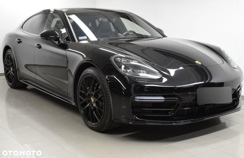 Porsche Panamera - 38