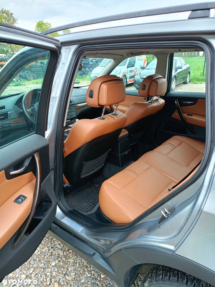BMW X3 xDrive18d - 7