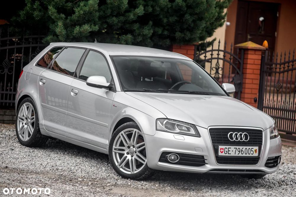 Audi A3 Sportback 2.0 TFSI S line Sportpaket - 3
