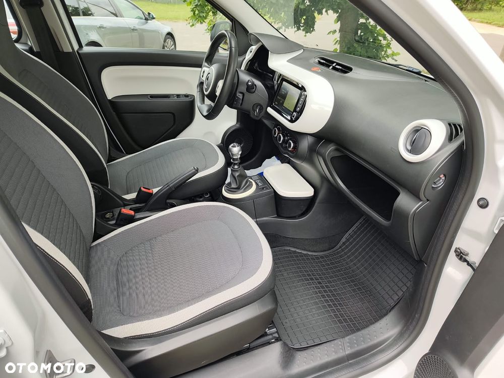 Renault Twingo ENERGY TCe 90 Intens - 23