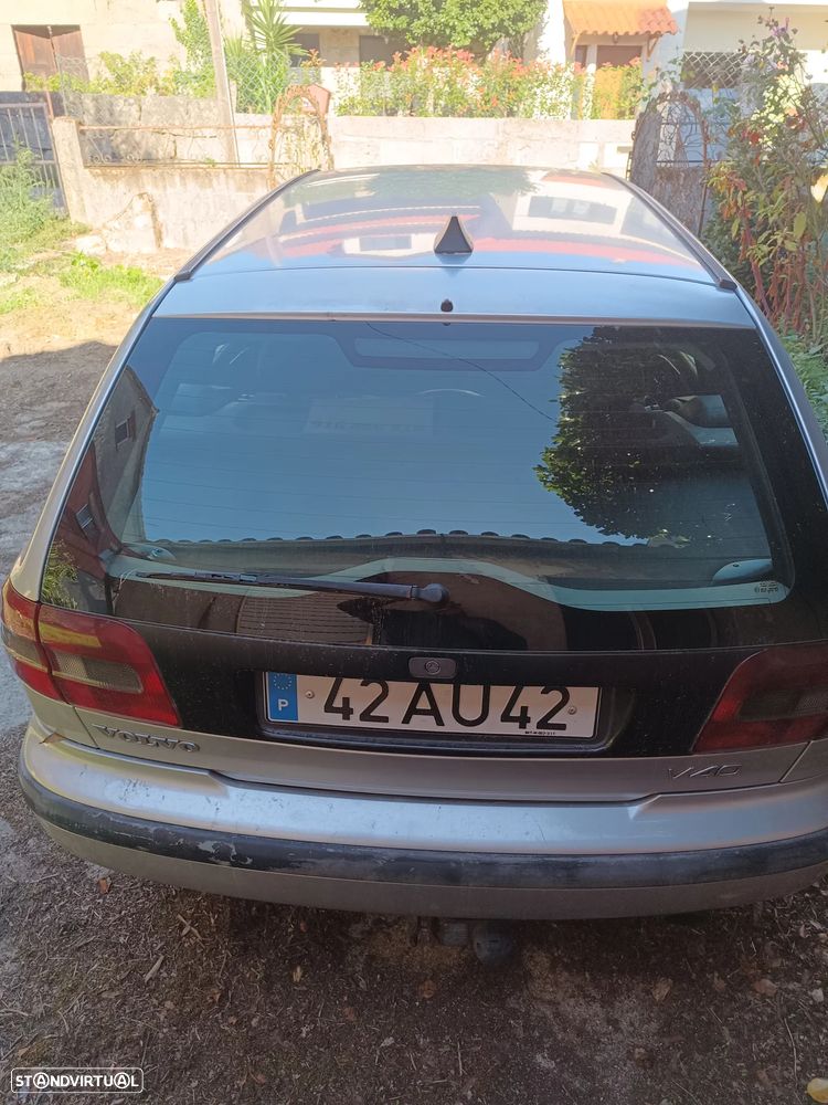 Volvo V40 Cross Country - 5