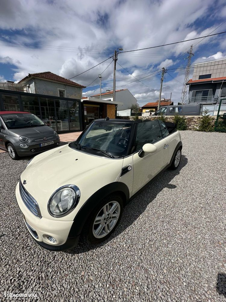 MINI Cabrio Cooper Auto - 10
