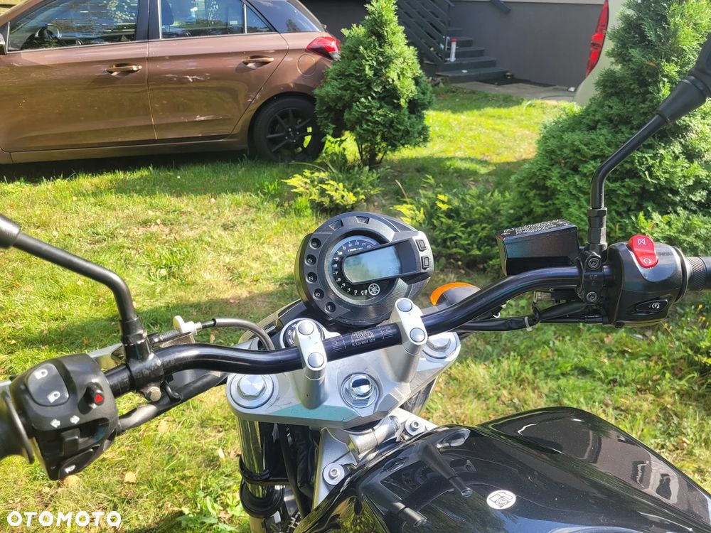 Yamaha FZ6 - 4