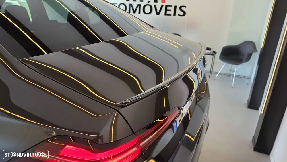 BMW 520 d Pack Desportivo M - 23