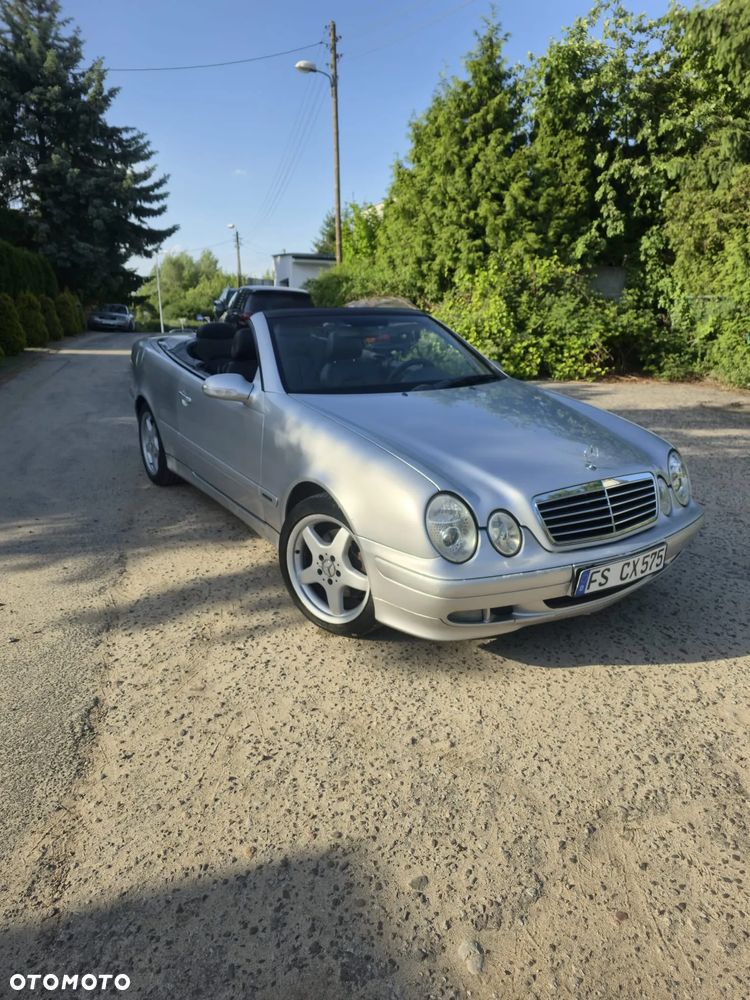 Mercedes-Benz CLK - 2