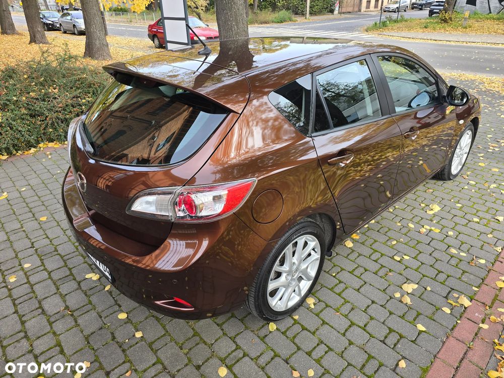 Mazda 3 - 8