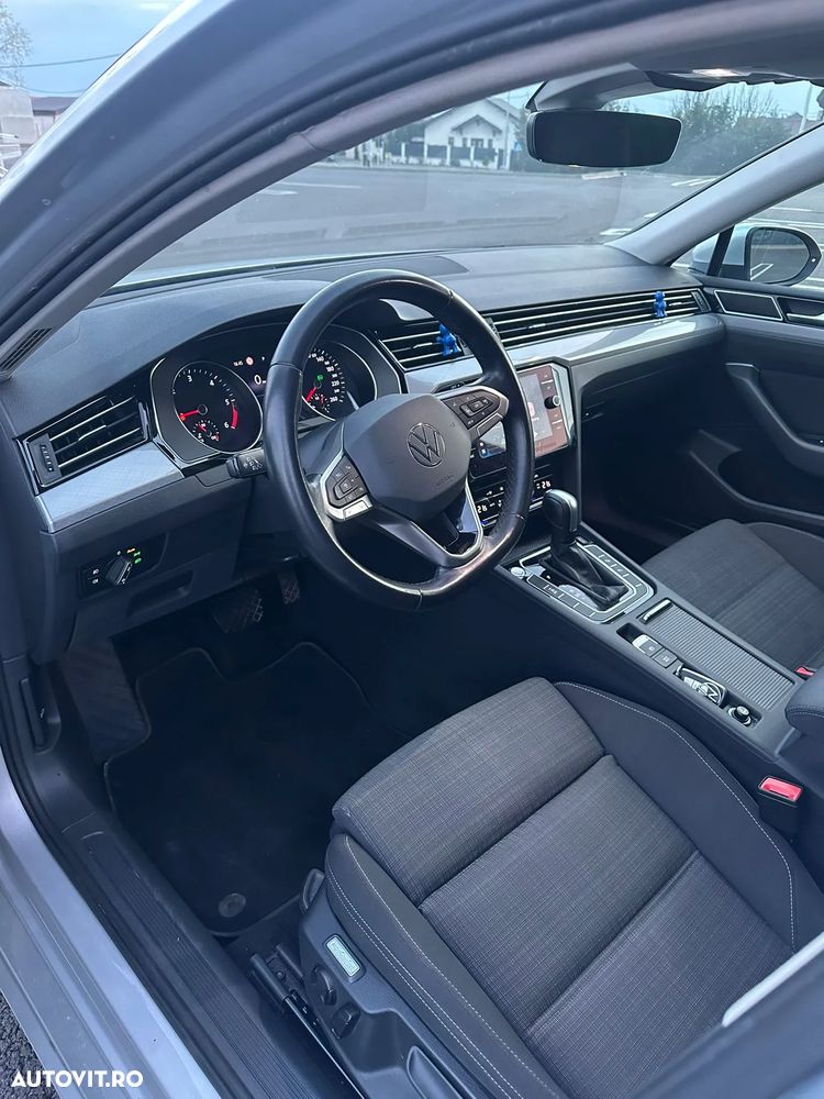 Volkswagen Passat 2.0 TDI SCR DSG Business - 8