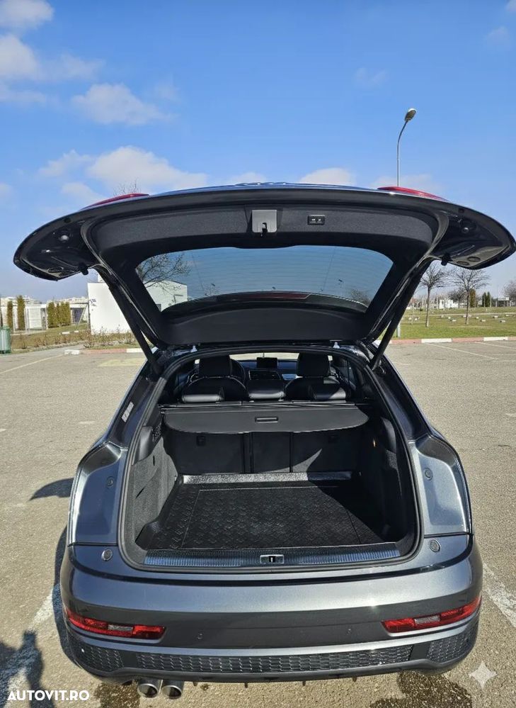 Audi Q3 2.0 TDI Quattro S tronic design - 5