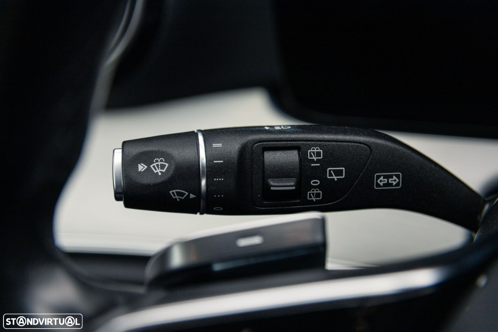 Mercedes-Benz E 300 de AMG Line - 32