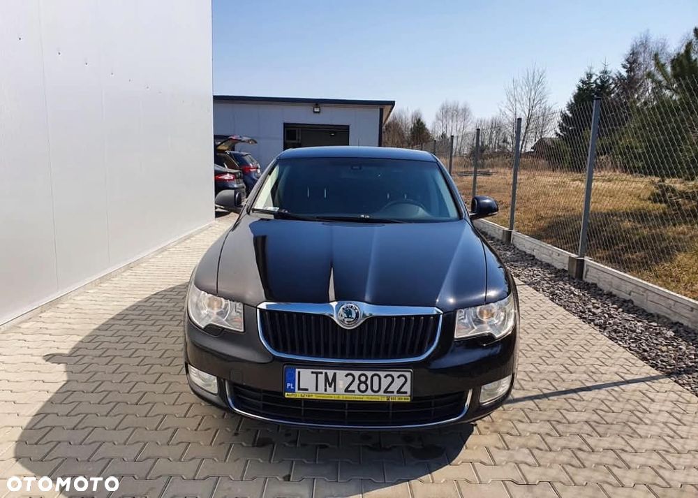 Skoda Superb 2.0 TDI Elegance - 3