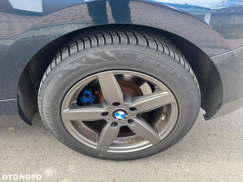 BMW Seria 1 116d Sport Line - 9