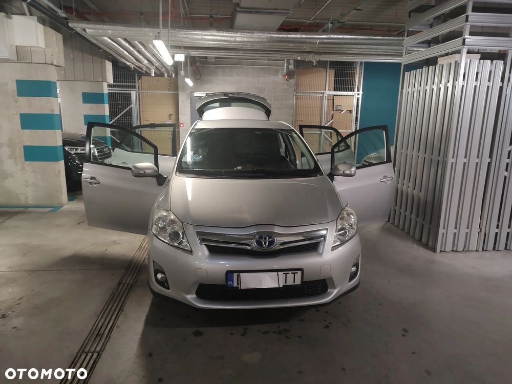 Toyota Auris - 1