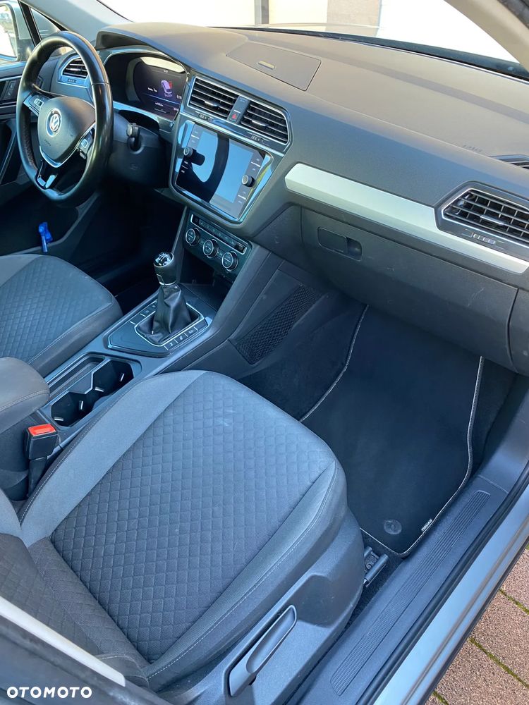 Volkswagen Tiguan 2.0 TDI BMT SCR Comfortline - 9