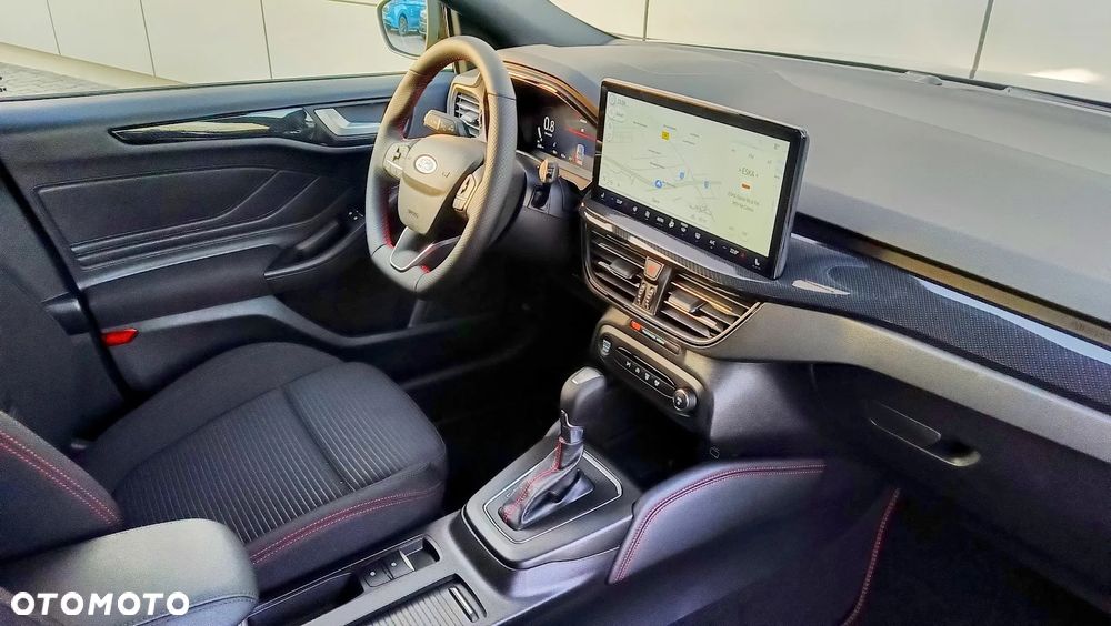 Ford Focus 1.0 EcoBoost mHEV ST-Line X - 28