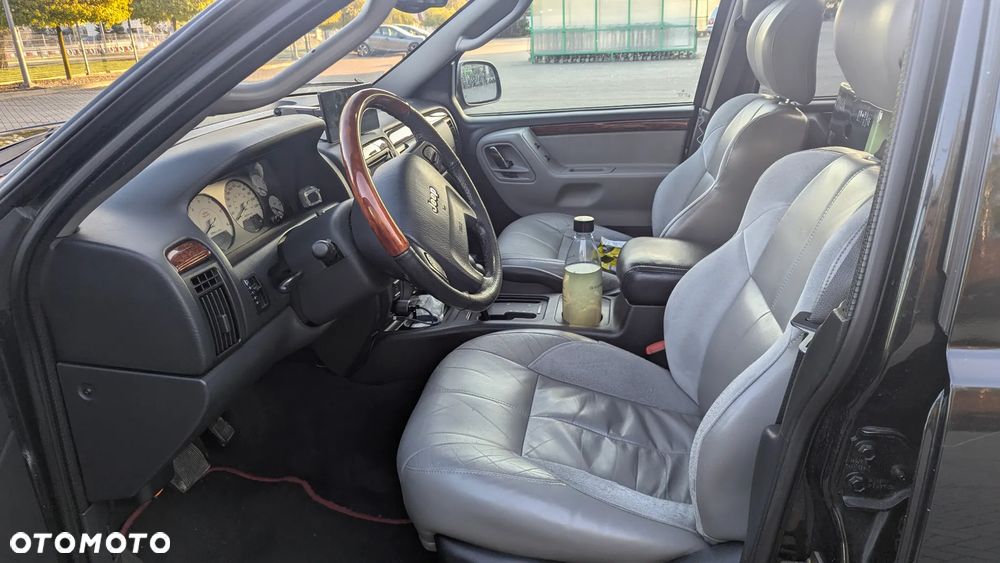 Jeep Grand Cherokee 2.7 CRD Overland - 24