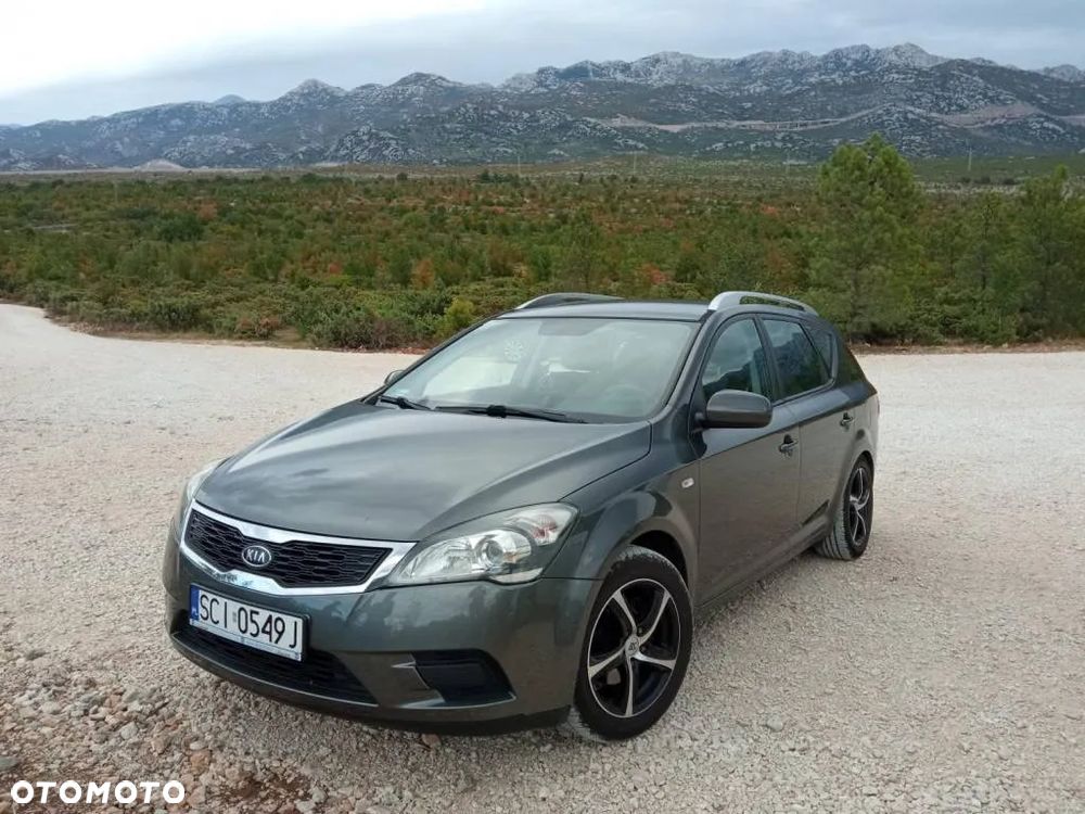 Kia Ceed 1.4 CVVT Attract - 1