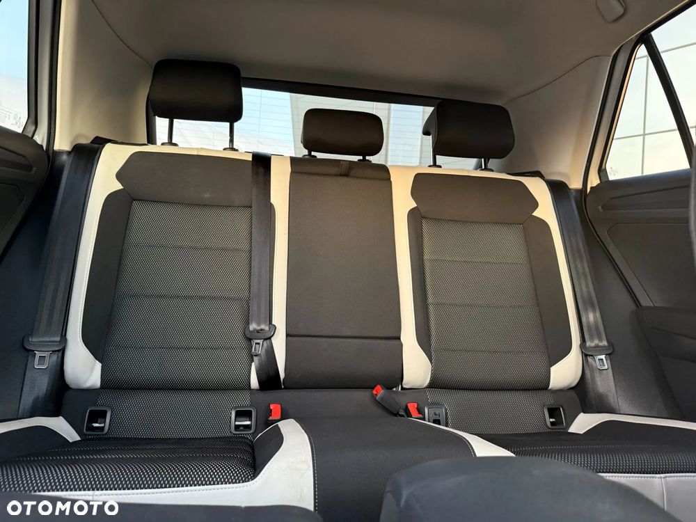 Volkswagen T-Roc 1.5 TSI ACT Premium - 16