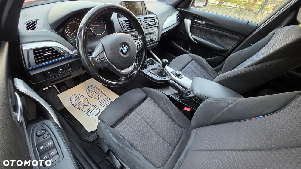 BMW Seria 1 118i Sport Line - 17