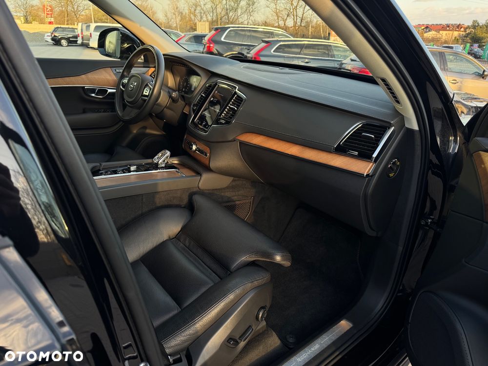 Volvo XC 90 T8 AWD Twin Engine Geartronic Inscription - 28