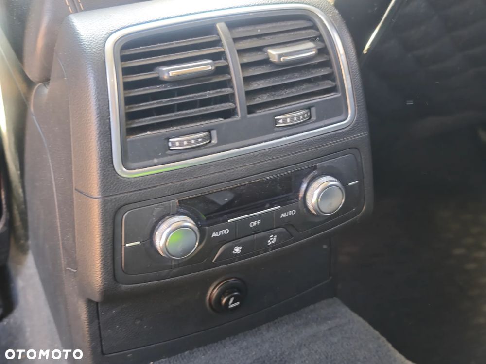 Audi A6 Avant 2.0 TDI Ultra S tronic - 10