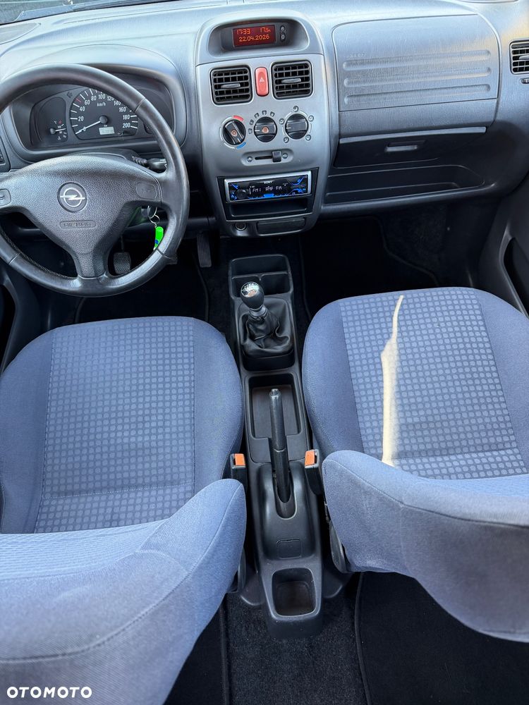 Opel Agila 1.2 16 V - 9