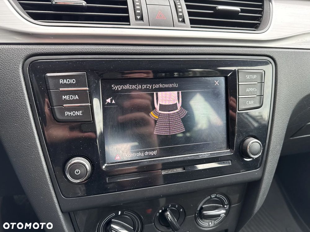 Skoda RAPID Spb 1.0 TSI Ambition - 20
