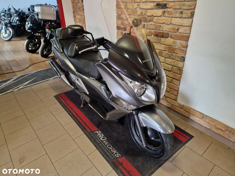 Honda Silver Wing - 1