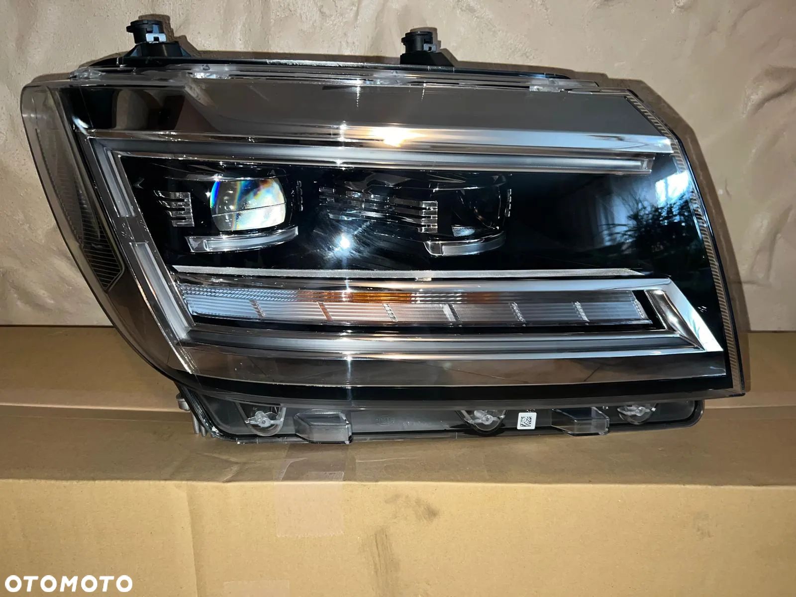 MAN TGE Lampa przednia prawa prawy przód NOWA 7C2941774B 7C2 - 1