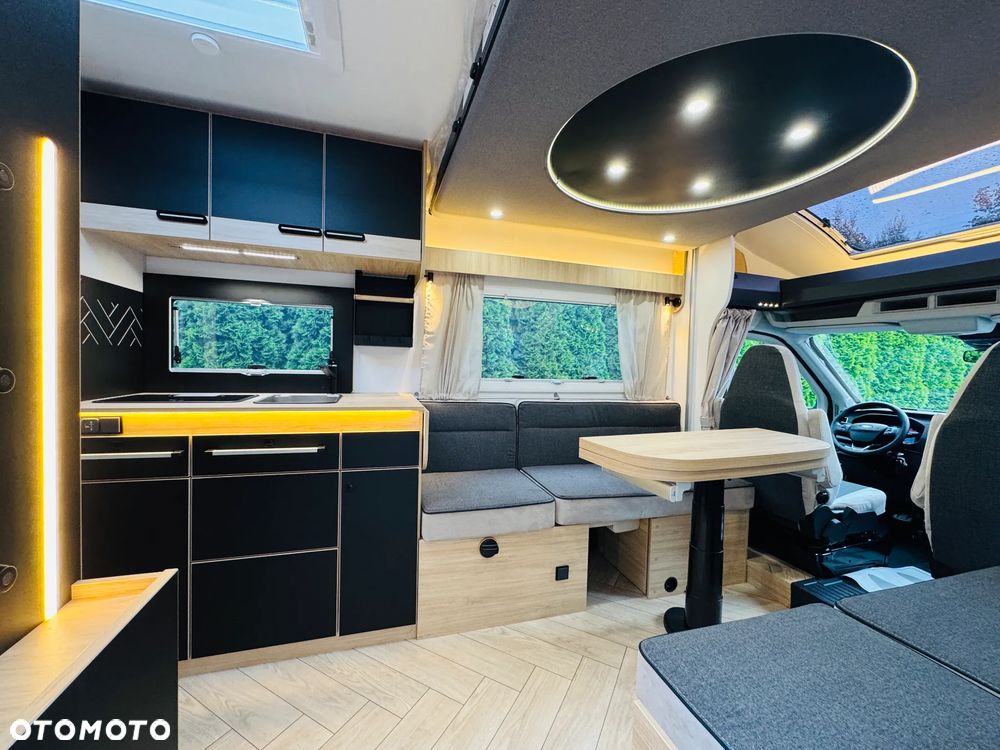Ford Chausson 640 Titanium Line - 12