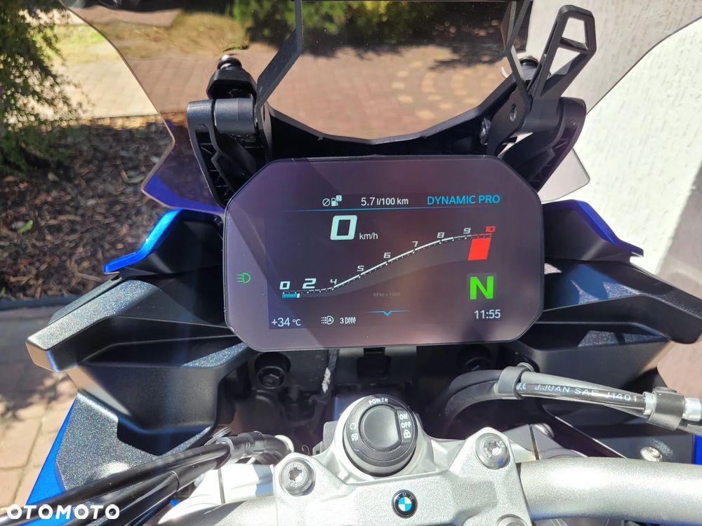 BMW XR - 11