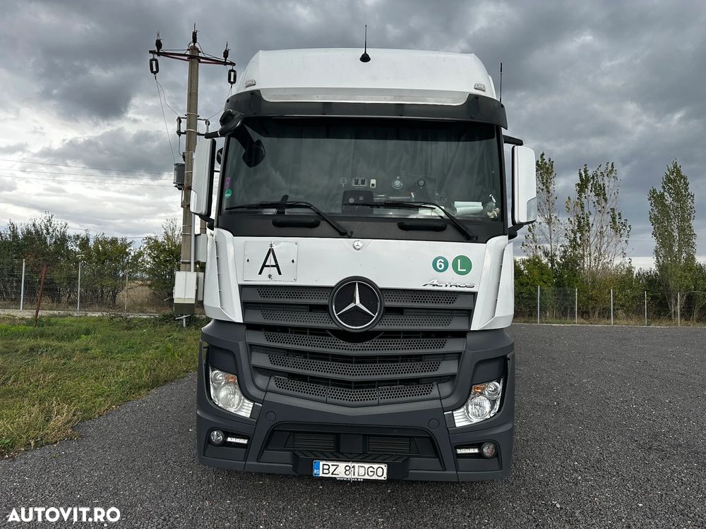 Mercedes-Benz ACTROS - 2