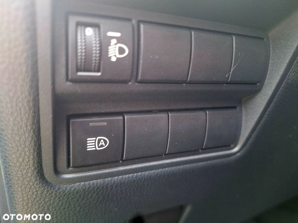 Toyota Yaris 1.5 VVT-i Comfort - 28