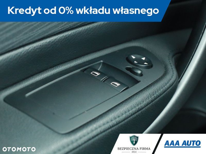 BMW Seria 1 - 14