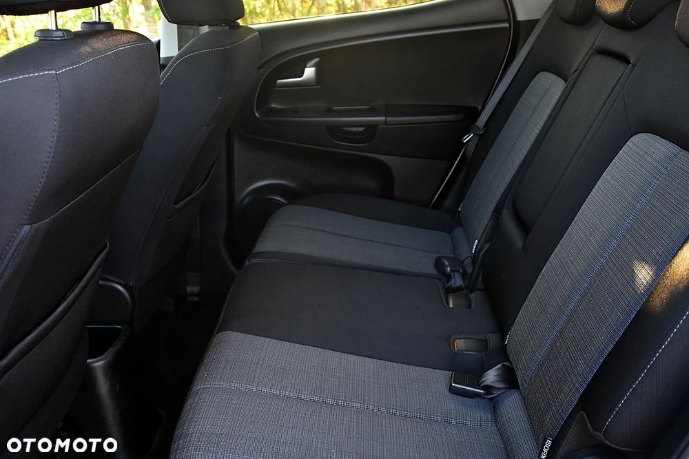Kia Venga 1.6 L - 19