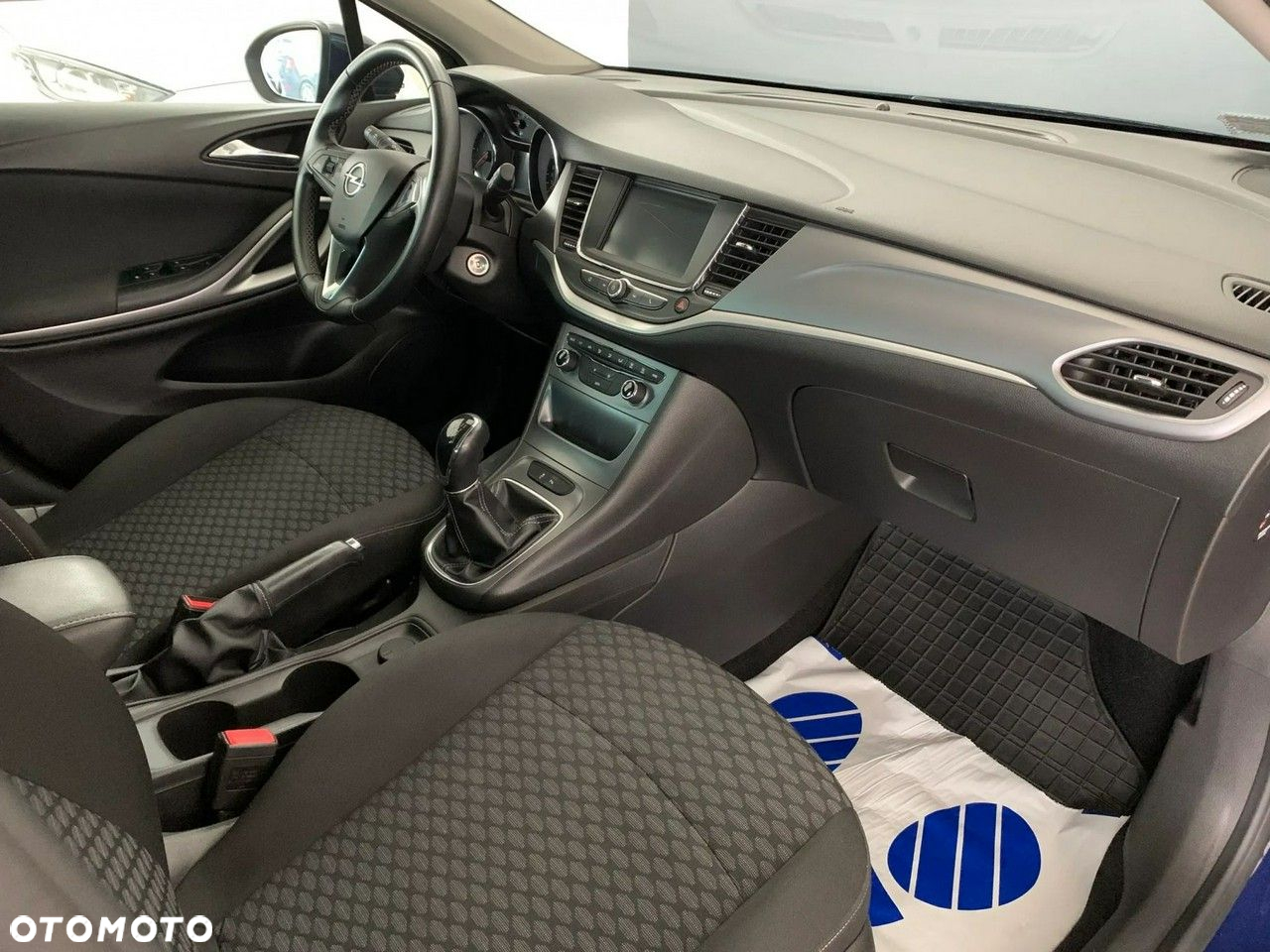 Opel Astra V 1.6 CDTI Dynamic S&S - 18