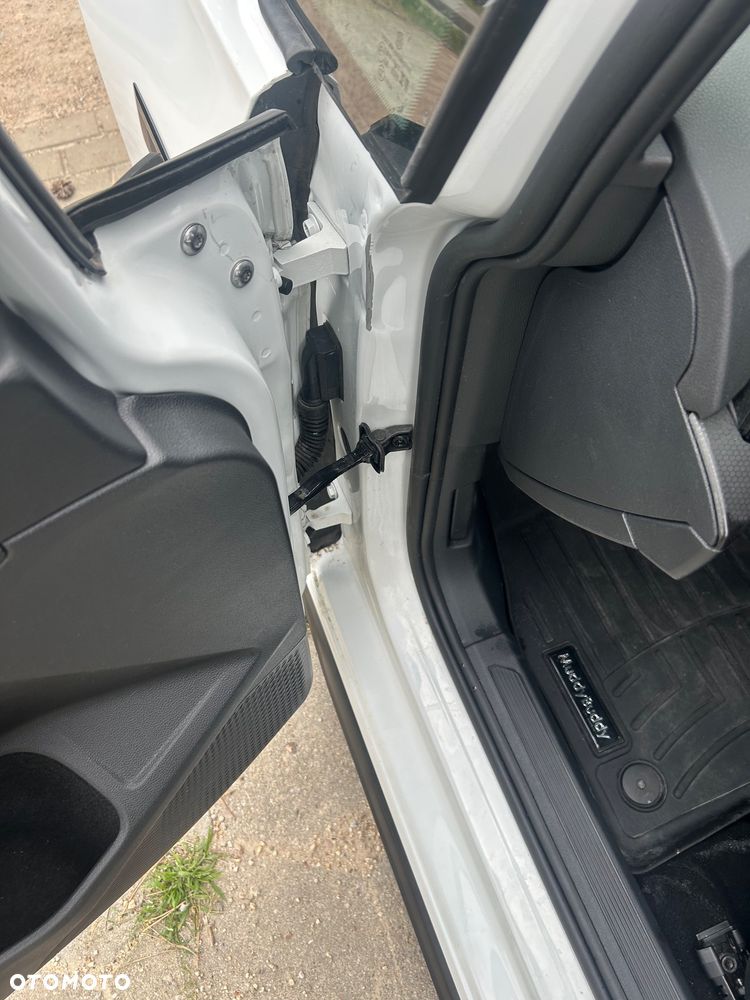 Volkswagen Golf - 17