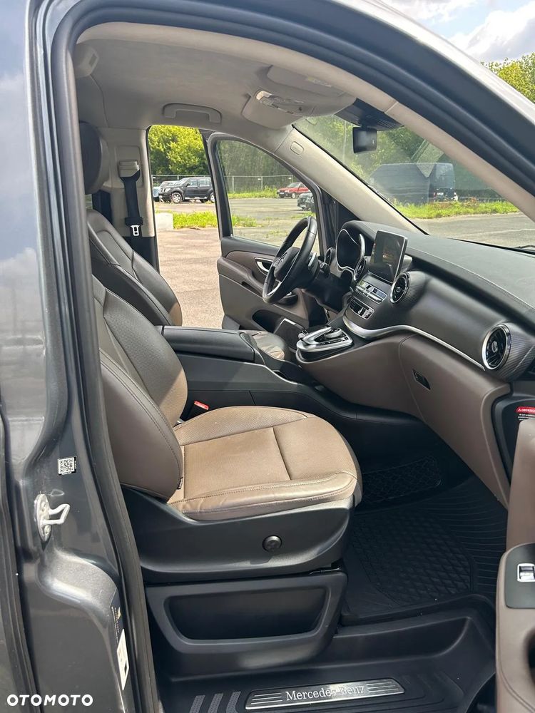 Mercedes-Benz Klasa V 300 d Exclusive 9G-Tronic (d³ugi) - 30