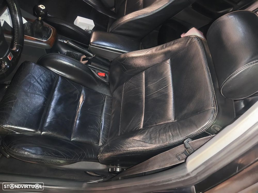 Audi A4 Avant 1.9 TDI Sport 17 - 6