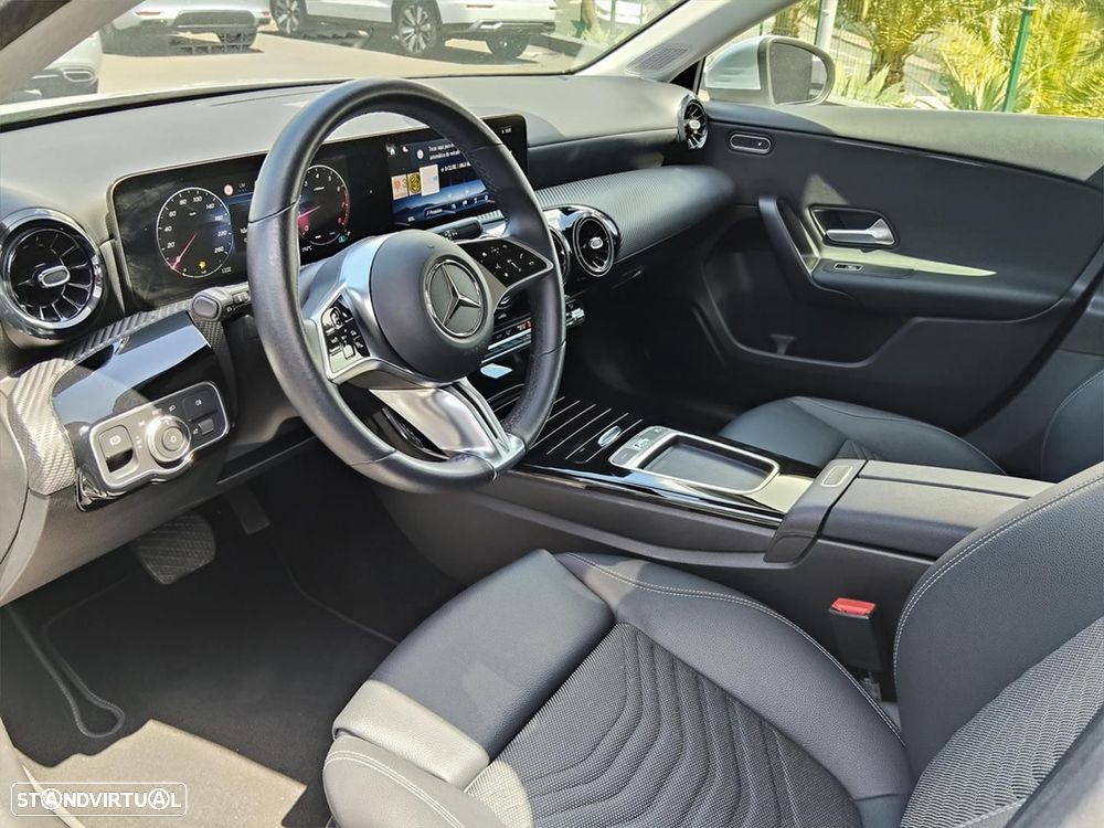 Mercedes-Benz A 200 - 9