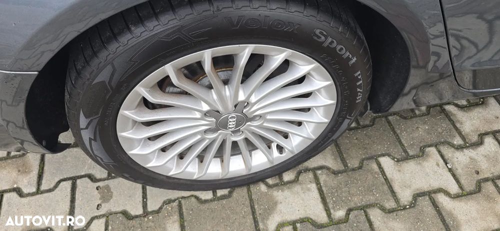 Audi A4 Avant 2.0 TDI DPF multitronic Ambiente - 20