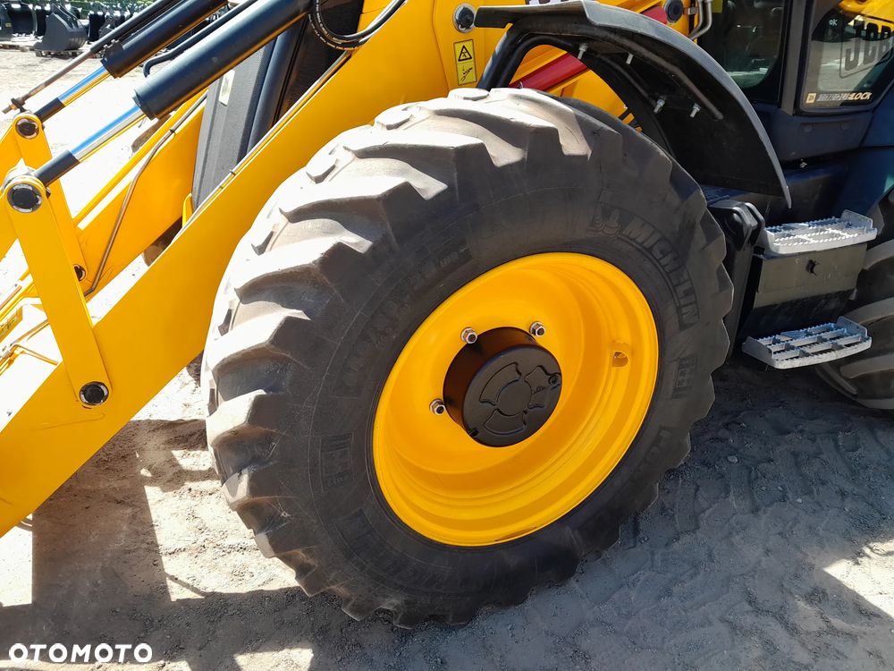 JCB JCB 4CX AEC  2018r - 14