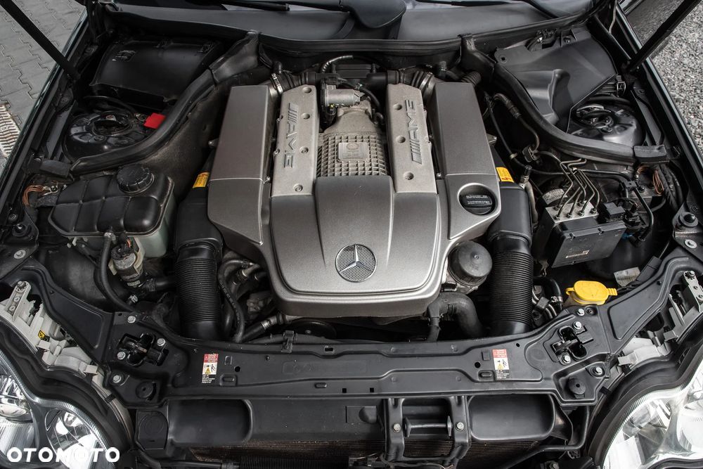 Mercedes-Benz Klasa C 32 T AMG - 12